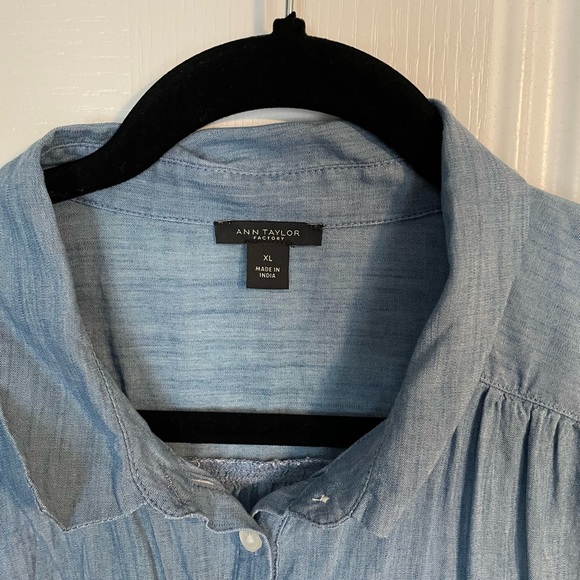 Ann Taylor Chambray Shirt - Picture 2 of 6